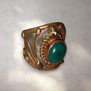Anju Cuff Ring Oval Gemstone Multitone euc Green Agate Chunky